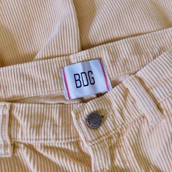 NWT!! Urban Outfitters BDG Corduroy Carpenter Pants Mago Ivory Yellow Size 8 - Picture 12 of 16